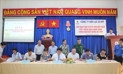 Công ty Điện lực Gò Vấp ký hợp đồng mua bán điện mặt trời mái nhà với khách hàng