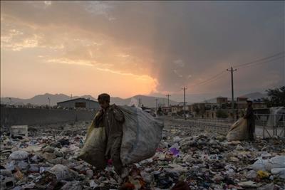 Chuyện bán con ở Afghanistan