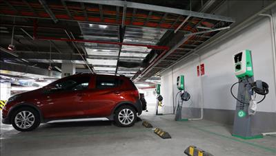 Thách thức về trạm sạc xe điện