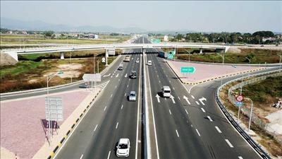Bộ GTVT đề xuất 4 cơ chế đặc thù để phát triển các đường cao tốc