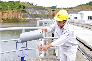 Thủy điện chủ động ứng phó với mưa bão