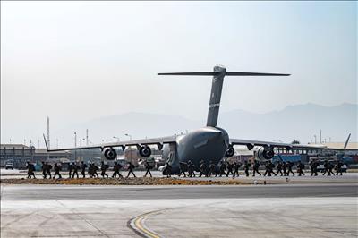 Những người lính Mỹ cuối cùng rời Afghanistan