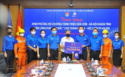 Hà Nội: EVNNPC hỗ trợ gần 20.500 suất cơm cho người có hoàn cảnh khó khăn