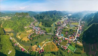 Phê duyệt Đồ án quy hoạch xây dựng vùng liên huyện dọc lòng hồ sông Đà