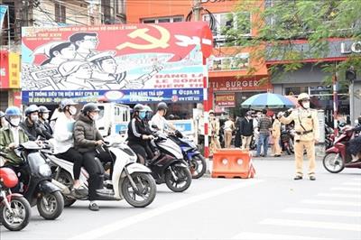 Hải Phòng: Lực lượng CSGT ra quân tuần tra, xử lý nghiêm xe mô tô, xe gắn máy vi phạm