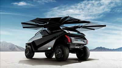 Xe tải điện địa hình mới có các tấm năng lượng mặt trời hình cánh dơi