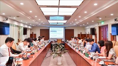 Vietcombank tổ chức buổi tọa đàm khoa học với chủ đề “Kinh tế thế giới và Việt Nam quý II/2020”