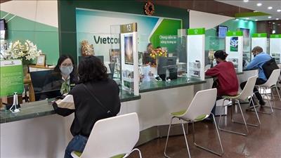 Vietcombank lên đỉnh vốn hóa của thị trường