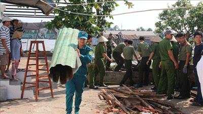 Khẩn trương ứng phó với mưa lũ do bão số 12