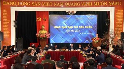 Báo chí cần chuyên nghiệp hơn và sát với thực tiễn hơn