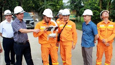 Kiểm tra công tác triển khai ứng dụng UAV trong quản lý vận hành đường dây