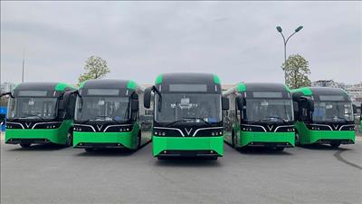 Quy định về định mức vận hành loại hình xe buýt điện trung bình và nhỏ tại Hà Nội