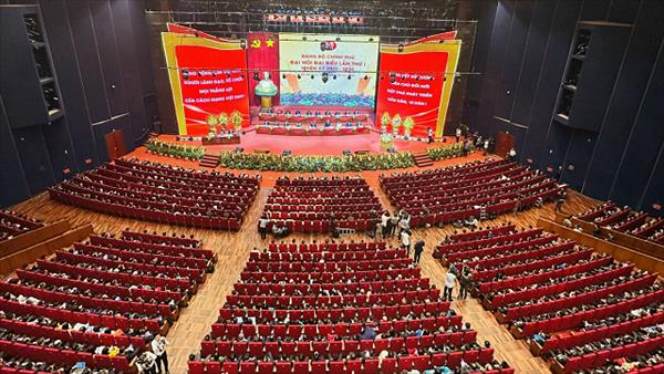 Khai mạc Đại hội đại biểu Đảng bộ Chính phủ lần thứ I