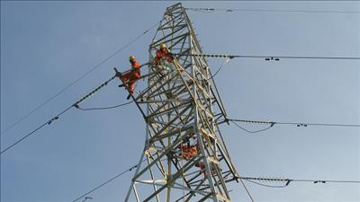 Đóng điện dự án nâng cao khả năng truyền tải dường dây 110kV Dốc Sỏi - Bình Nguyên
