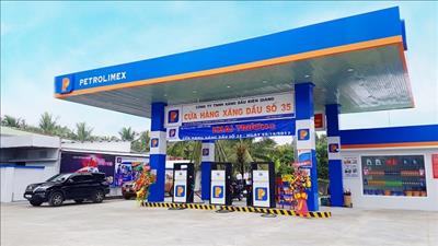 Cửa hàng xăng dầu phải có tường bao kín bằng vật liệu không cháy, cao hơn 2,2 m