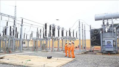 Miền Bắc chuẩn bị đón nắng nóng, EVNNPC gấp rút hoàn thành các công trình điện cấp bách