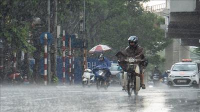 Cuối tuần mưa dông trên cả nước