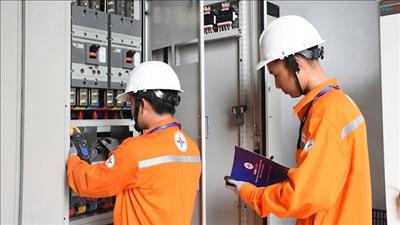 Thường trực Chính phủ họp bàn về việc bảo đảm cung ứng điện năm 2024