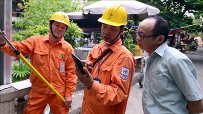 Chưa thực hiện điều chỉnh tăng giá điện đến hết quý II