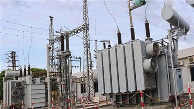 Đóng điện công trình đường dây 110kV Kim Sơn - Nghĩa Hưng 