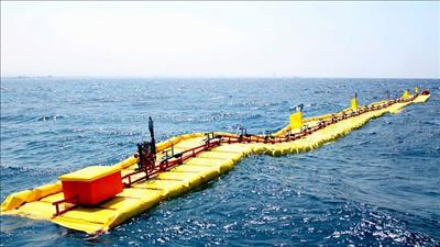 Thiết bị giống cột sống giúp sản xuất điện sóng