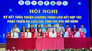 Các tỉnh Tây Bắc mở rộng tăng cường hợp tác phát triển du lịch với TPHCM