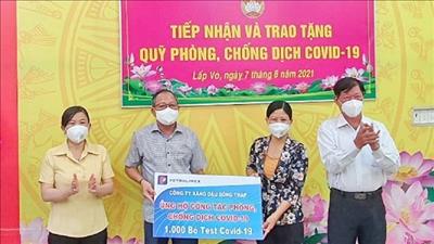 Hỗ trợ kinh phí, lương thực, thực phẩm cho người dân vùng dịch Covid-19