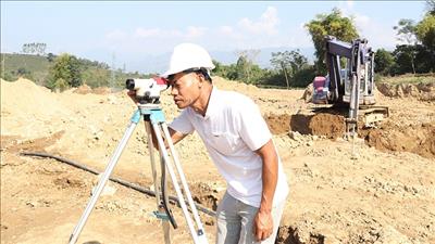 Đốc thúc tiến độ cụm công trình giải tỏa nguồn thủy điện khu vực Tây Bắc