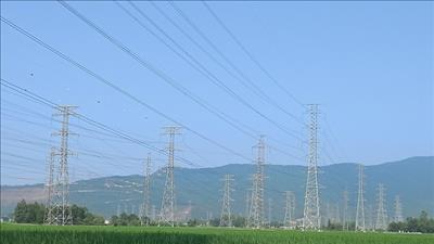Hoàn thành dự án treo dây mạch 2 đường dây 220kV Thanh Hóa – Nghi Sơn – Quỳnh Lưu