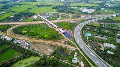 Đẩy nhanh tiến độ dự án giao thông trọng điểm