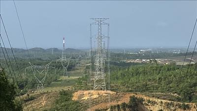 Cháy rừng tại Quảng Ngãi gây sự cố đường dây 500kV Dốc Sỏi – Pleiku 2