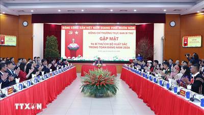 Thường trực Ban Bí thư Trần Cẩm Tú gặp mặt 96 Bí thư chi bộ xuất sắc