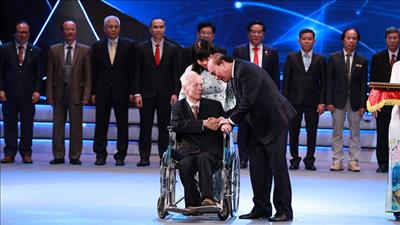 Thúc đẩy động lực phát triển khoa học công nghệ đất nước với Giải thưởng Hồ Chí Minh, Giải thưởng Nhà nước về Khoa học và Công nghệ