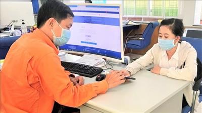 Hành triệu khách hàng tại phía Nam được giảm giá điện, tiền điện