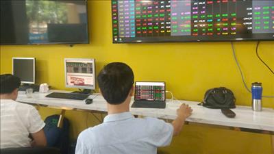 Danh mục cổ phiếu cần quan tâm ngày 13/4