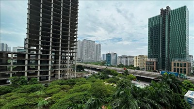 Khẩn trương đề xuất giải pháp tháo gỡ khó khăn, vướng mắc cho các dự án tồn đọng, kéo dài
