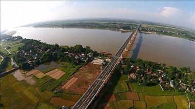 Hà Nội bàn quy hoạch hai bên sông Hồng theo hướng đô thị sinh thái