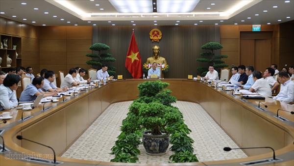 Khẩn trương hoàn thiện hồ sơ điều chỉnh chủ trương đầu tư dự án điện hạt nhân Ninh Thuận
