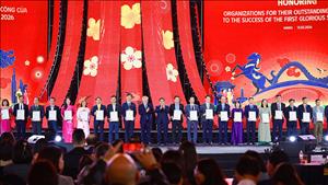 Bế mạc Hội chợ mùa xuân lần thứ nhất