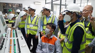 Xây dựng khung chính sách, tạo động lực cho sự phát triển hiệu quả năng lượng