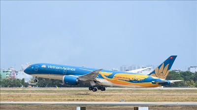 Tăng cường công tác bảo đảm an toàn giao thông hàng không dân dụng