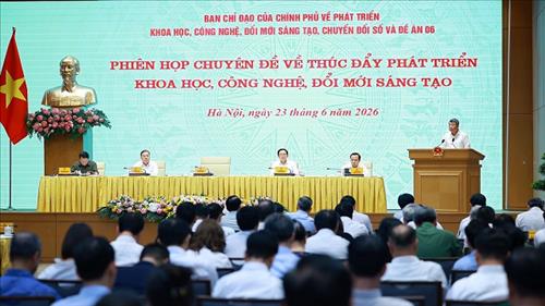 Thủ tướng: Tập trung nguồn lực cho sản phẩm chiến lược có khả năng dẫn dắt