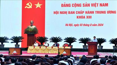 Ban Chấp hành Trung ương Đảng xem xét về công tác cán bộ