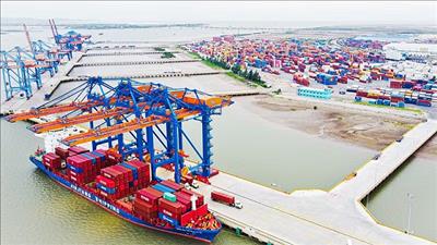 Kiên trì mục tiêu ổn định kinh tế vĩ mô, thúc đẩy tăng trưởng