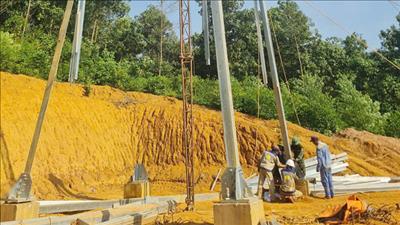 Nỗ lực đóng điện đường dây 220kV đấu nối Nghĩa Lộ - TBA 500kV Việt Trì trong tháng 11/2025