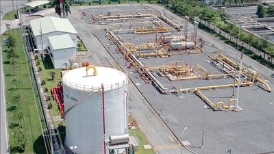 Phát triển dự án LNG