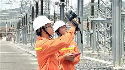 Tiếp tục phát triển lưới điện thông minh