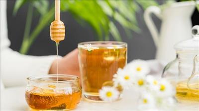 Nhiều lợi ích khi uống mật ong vào sáng sớm