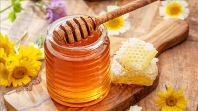 Tác dụng khi uống mật ong với nước ấm