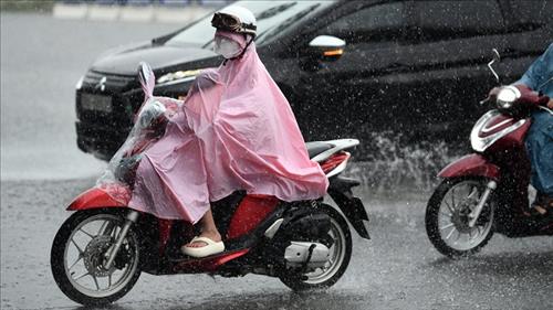 Bắc Bộ mưa dông, Trung Bộ và Nam Bộ ngày nắng, có nơi nắng nóng